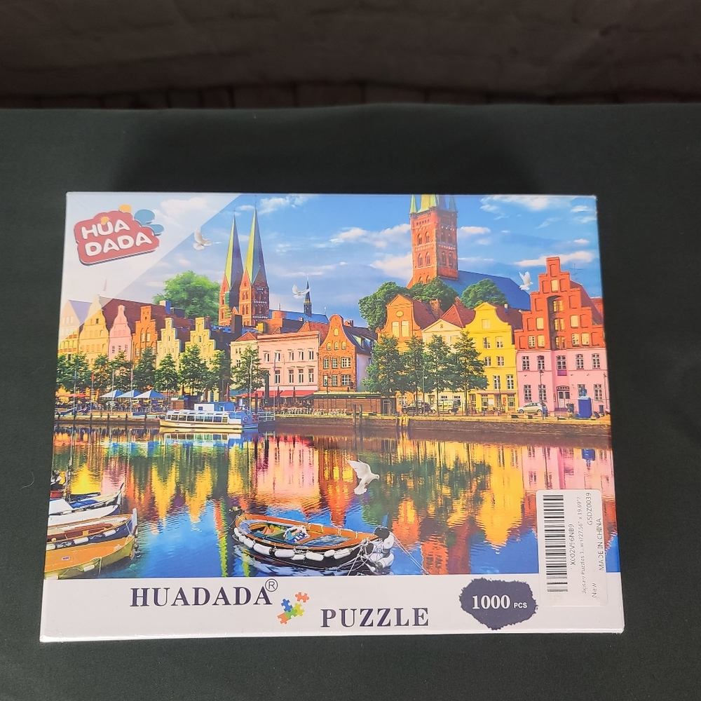 HUADADA PUZZLE. Old Town in Lubeck 1000 PCS.